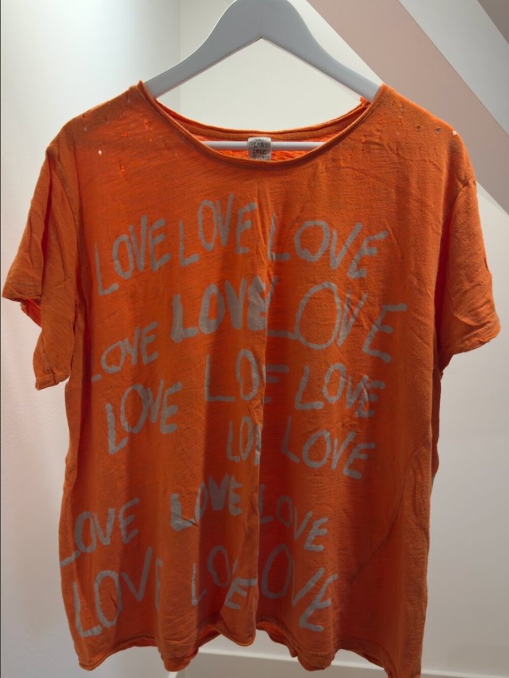 Magnolia Pearl - SS T-Shirt - Love, Love, Love ... Amor, Amor, Amor